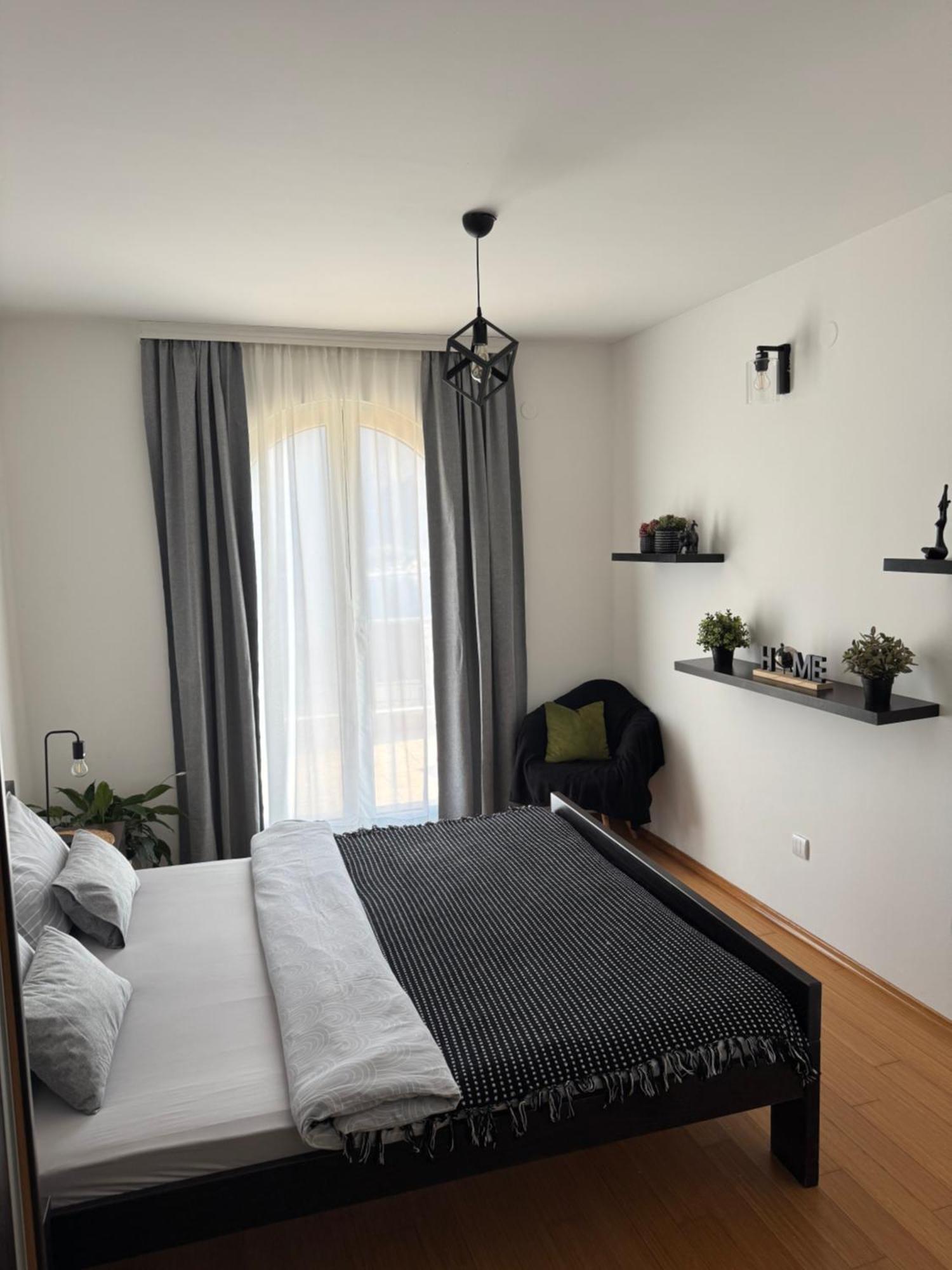 J&M Apartment كوتور المظهر الخارجي الصورة