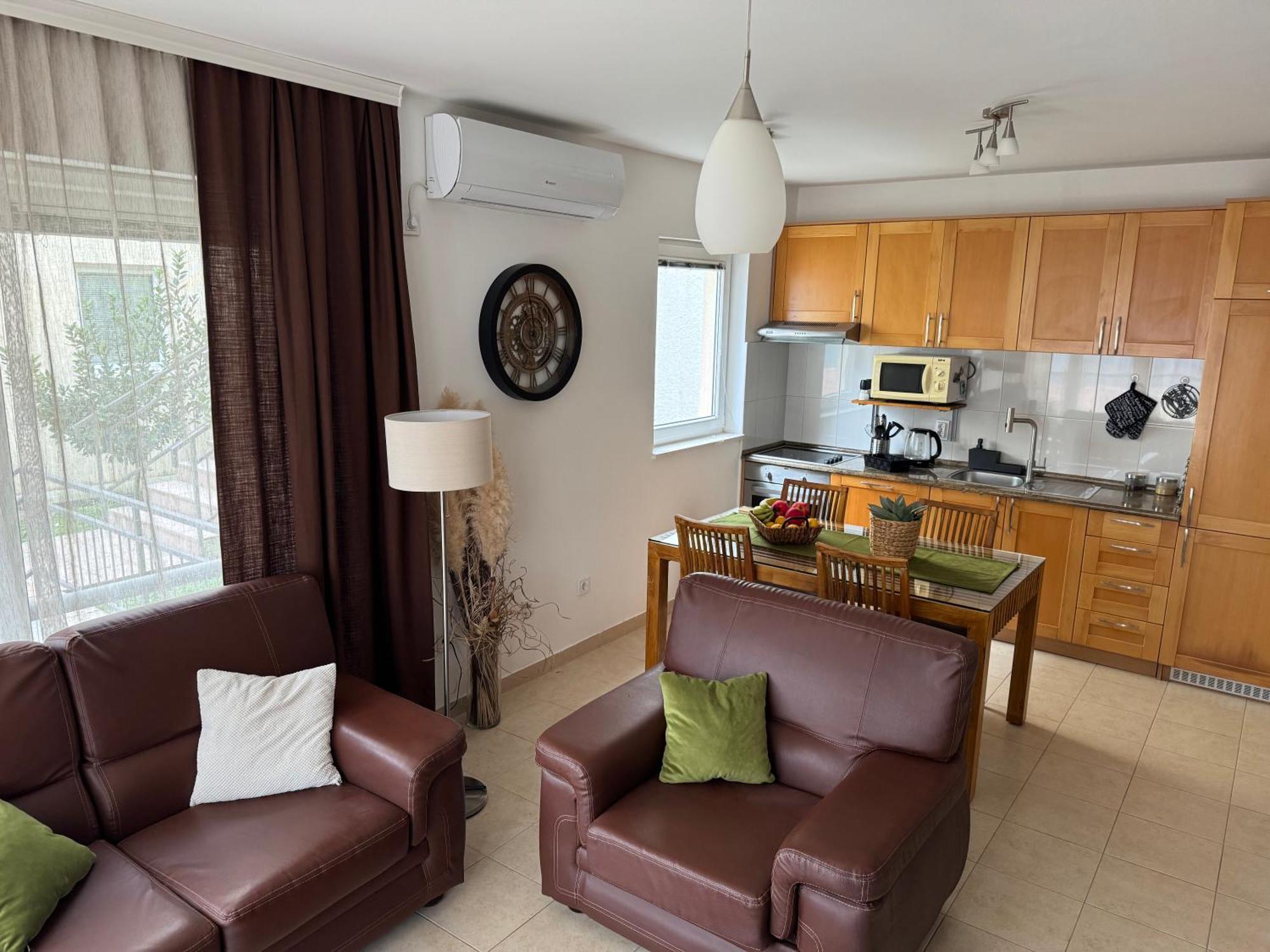 J&M Apartment كوتور المظهر الخارجي الصورة