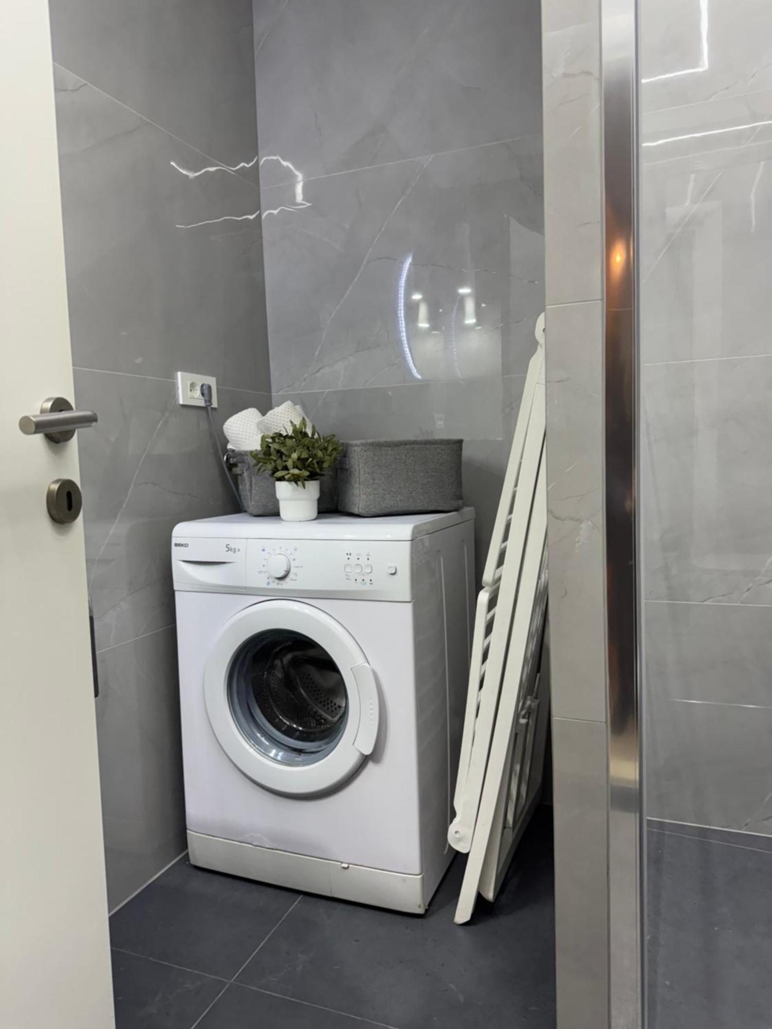 J&M Apartment كوتور المظهر الخارجي الصورة